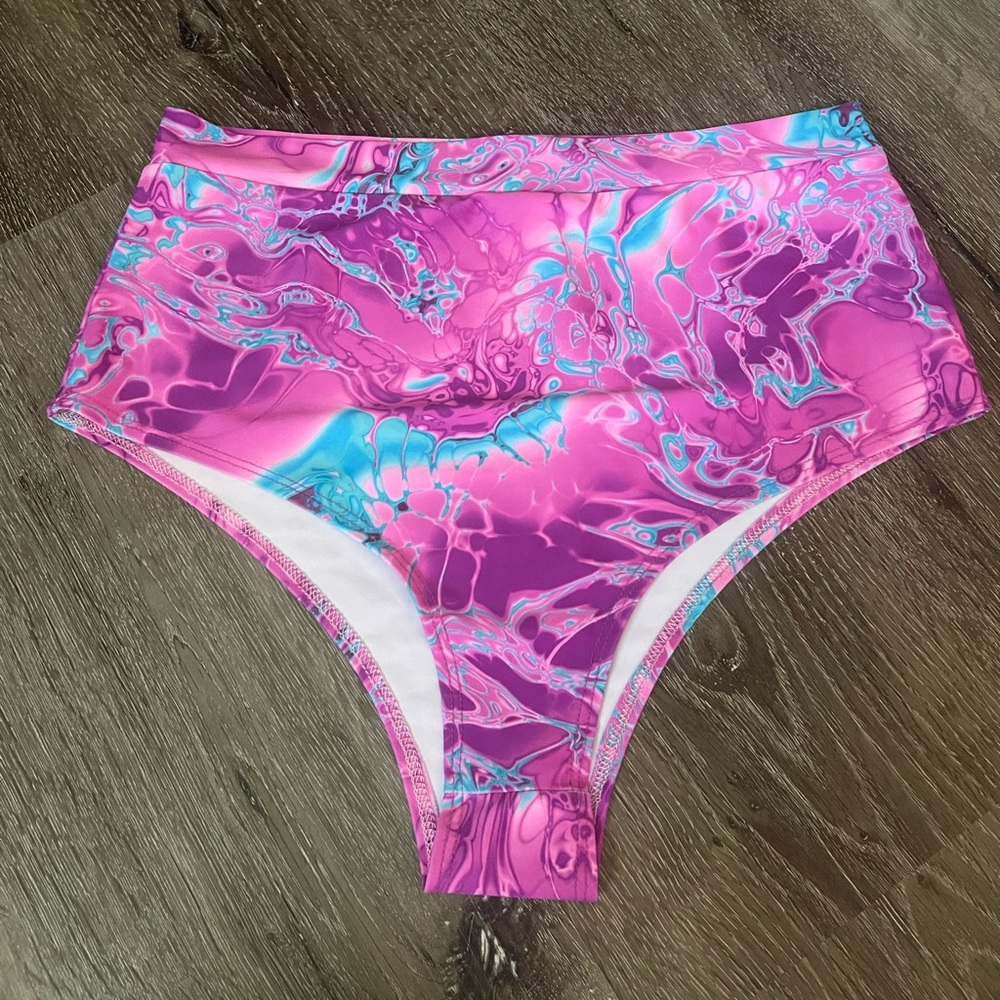 iHeartRaves  Bottoms